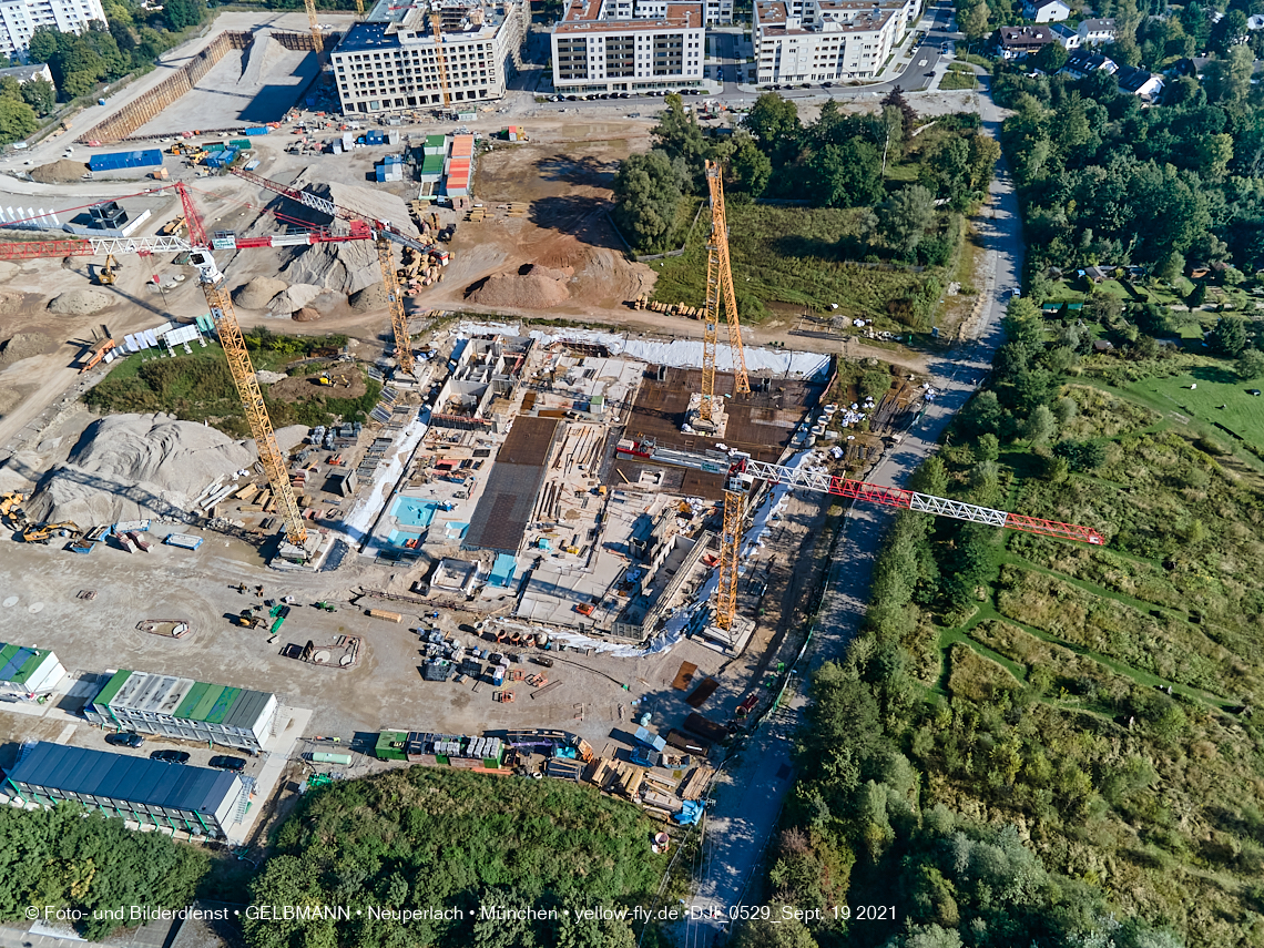 19.09.2021 - Aktuelle Luftbilder aus dem Alexisquartier und Pandion Verde in Neuperlach in München 19.09.2021 - Aktuelle Luftbilder aus dem Alexisquartier und Pandion Verde in Neuperlach in München